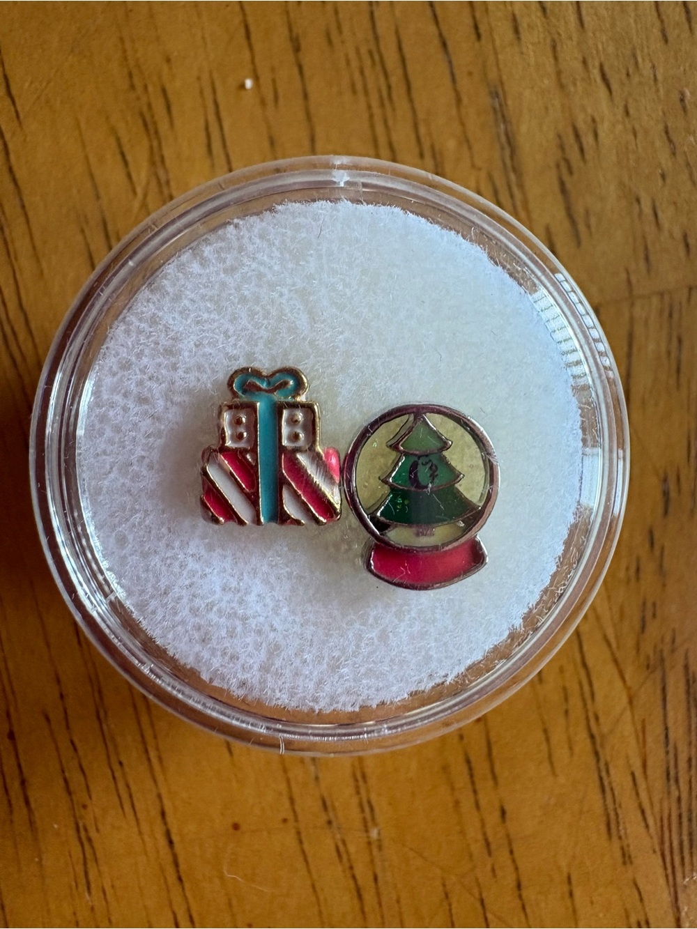 Origami Owl Holiday Gift and Snow Globe charm set - White, Red, Green